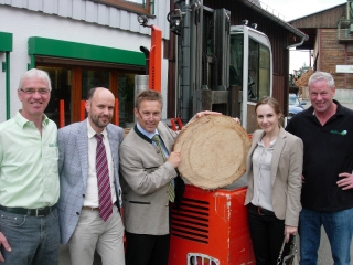 Besuch Landesforstpräsidenten Max Reger